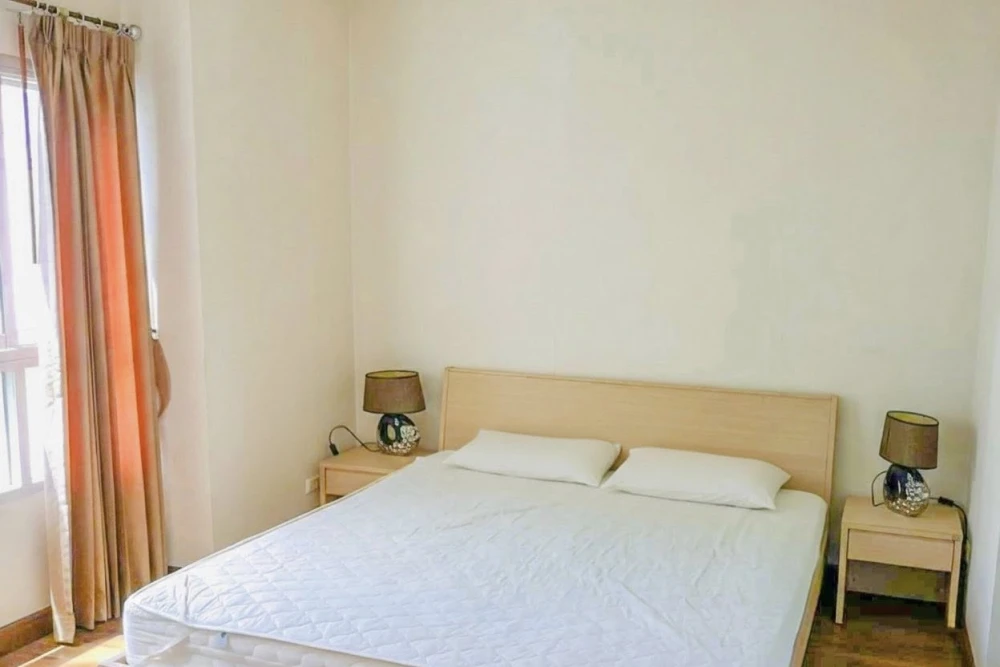 Q House Condo Sathorn for rent. Spacious rooms with ample living space. Book yours today! Don't wait!