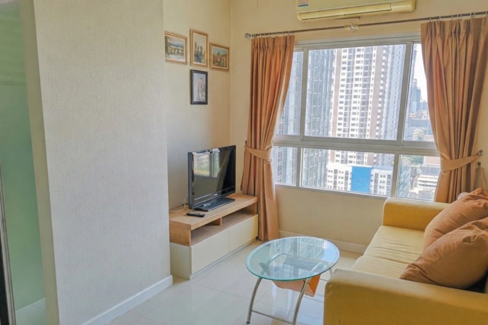 Q House Condo Sathorn for rent. Spacious rooms with ample living space. Book yours today! Don't wait!