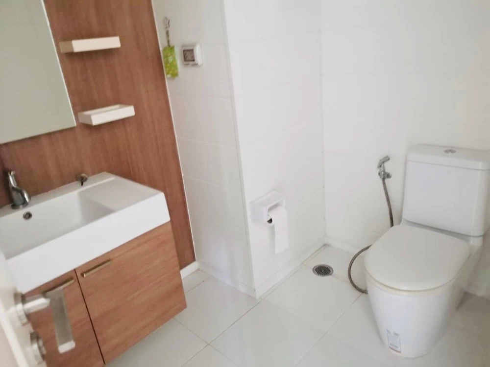 Q House Condo Sathorn for rent. Spacious rooms with ample living space. Book yours today! Don't wait!
