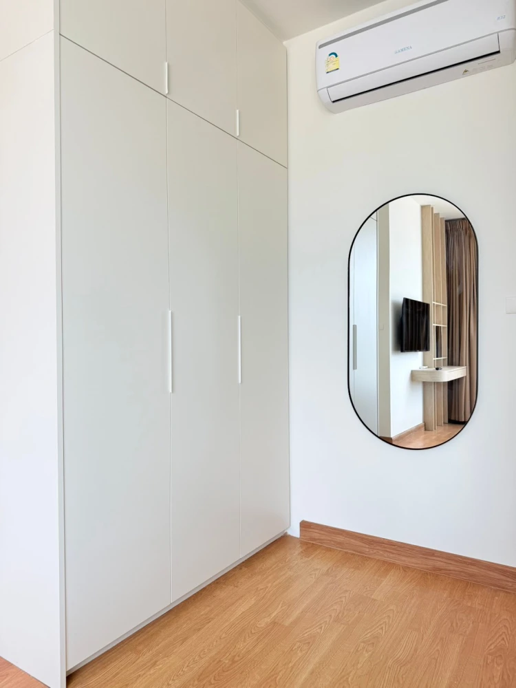 For rent: Q House Sukhumvit 79. Spacious and comfortable room, fully furnished. Book now!