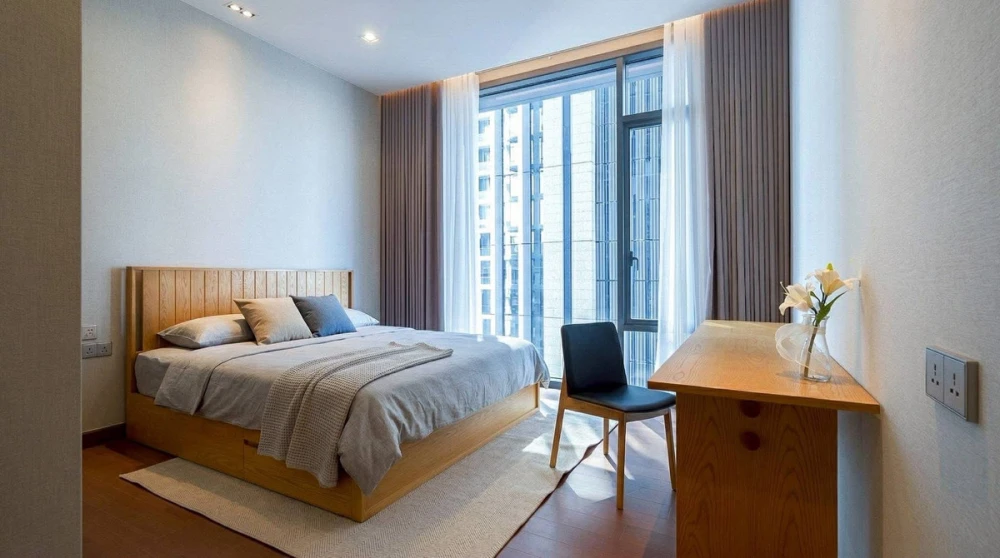 For rent: Q1 Sukhumvit, 3 bedrooms. Spacious and comfortable, fully furnished. Book now!