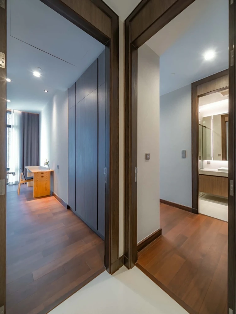 For rent: Q1 Sukhumvit, 3 bedrooms. Spacious and comfortable, fully furnished. Book now!