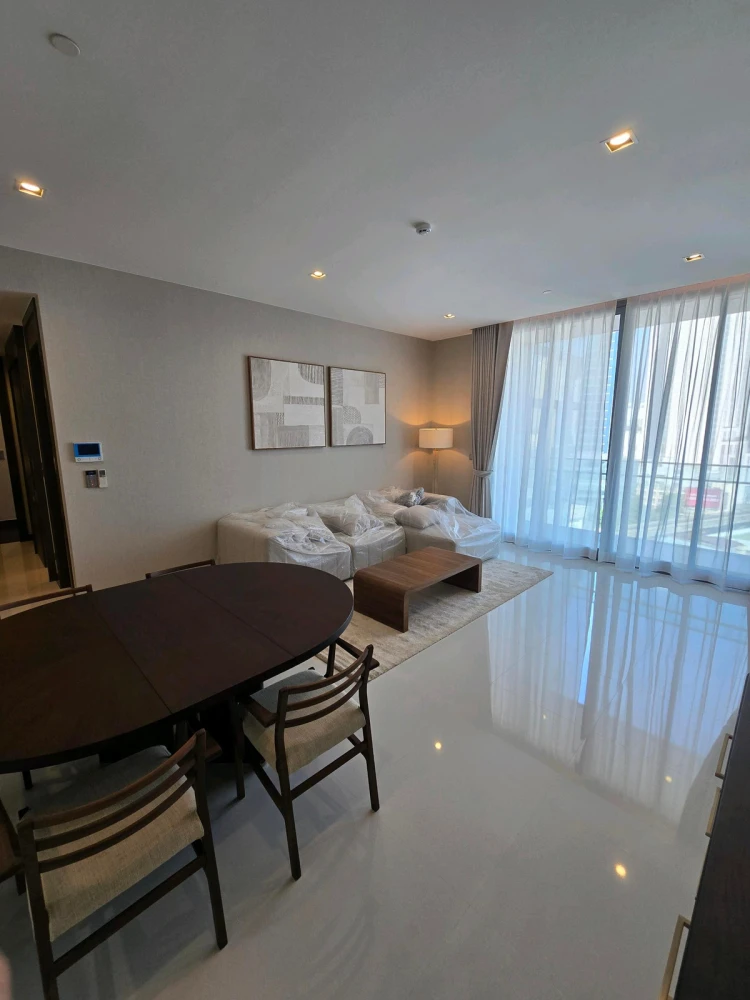 For rent: Q1 Sukhumvit, 12th floor, fully furnished, very livable. Interested? Book now before it's gone!