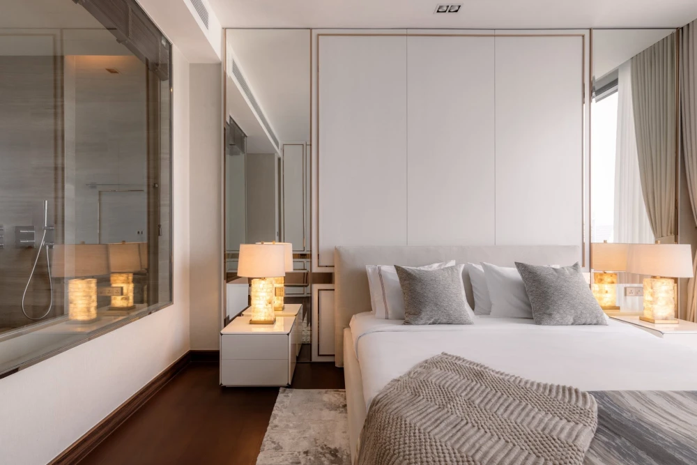 For rent: Q1 Sukhumvit, ready-to-move-in unit with full furnishings, high floor, comfortable living. Book now!