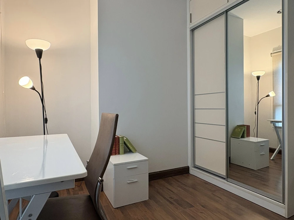 For rent: Q.House Condo Sathorn, corner room, nice to live in, fully furnished, reserve now, don't miss out!