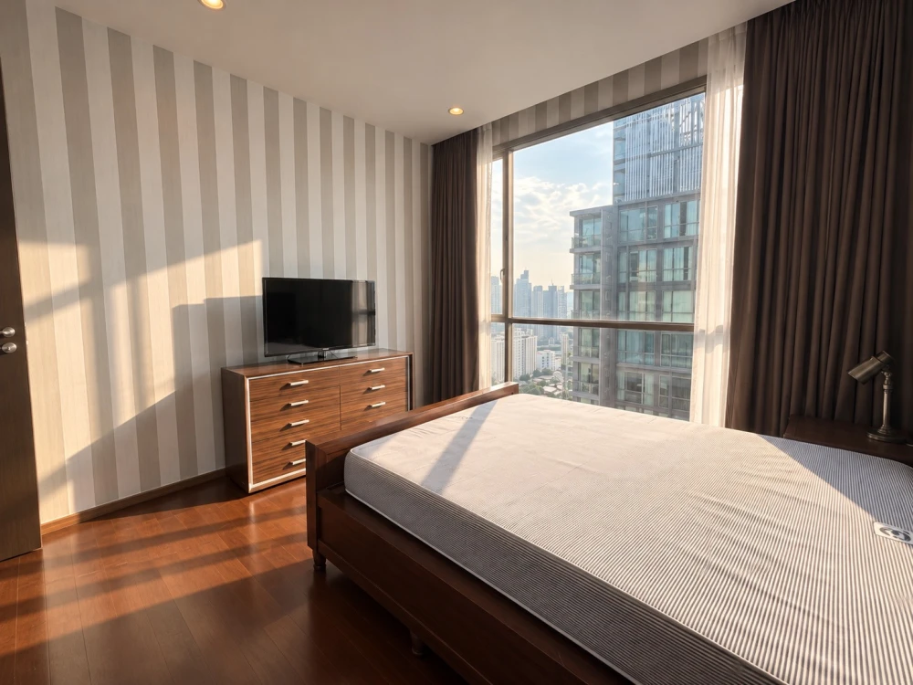 For rent: Fully furnished unit at Quattro by Sansiri, located on the 27th floor and ready for move-in. Book now—don’t wait!
