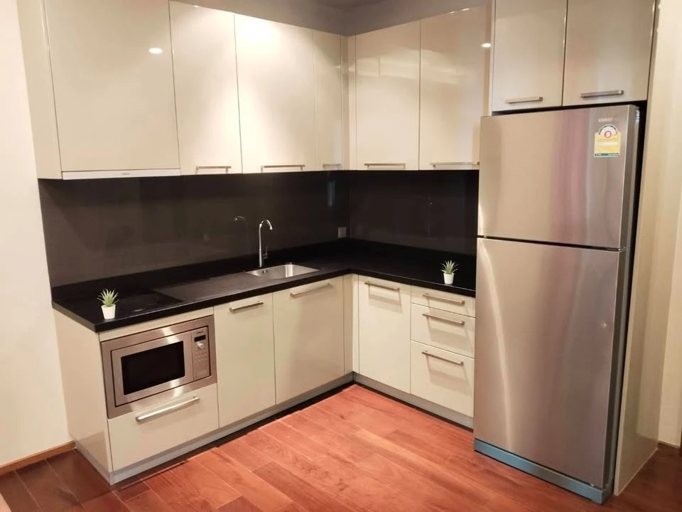 For rent: Quattro by Sansiri, spacious room, lots of usable space, room on the top floor, book now.