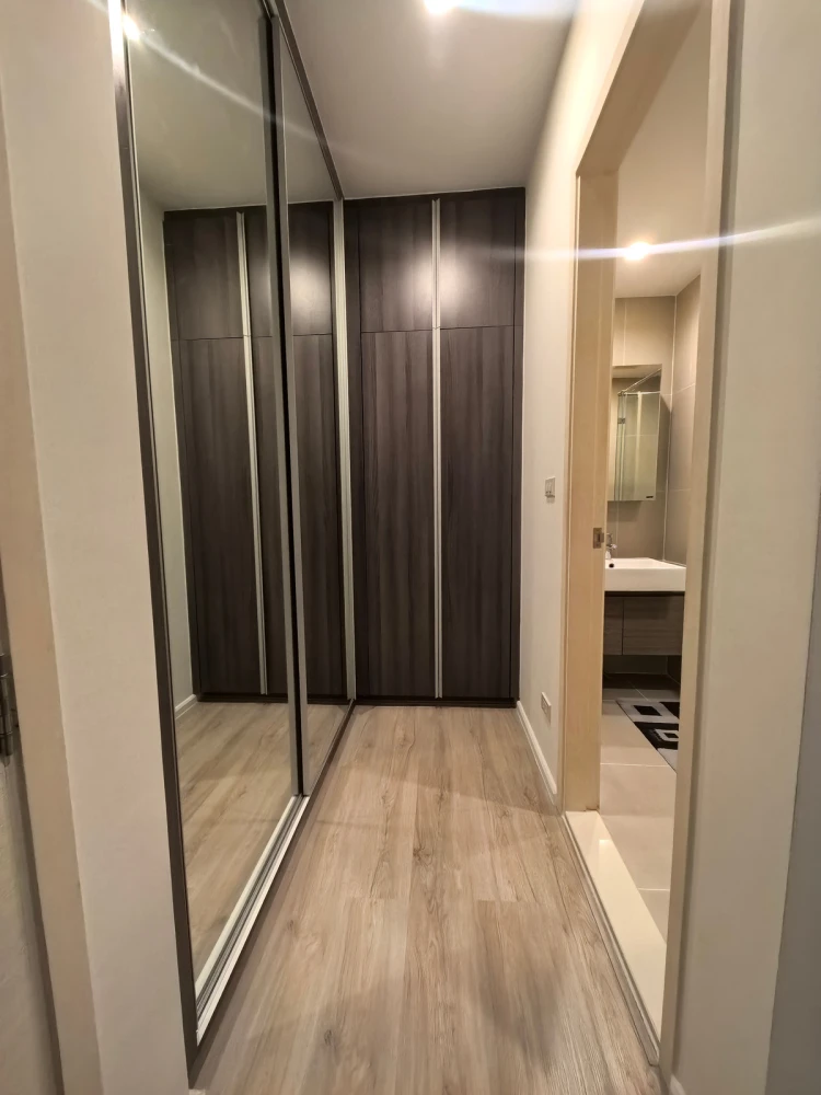 Quinn Ratchada 17, 5th floor, fully furnished condo for rent. Book now! (Hurry!)