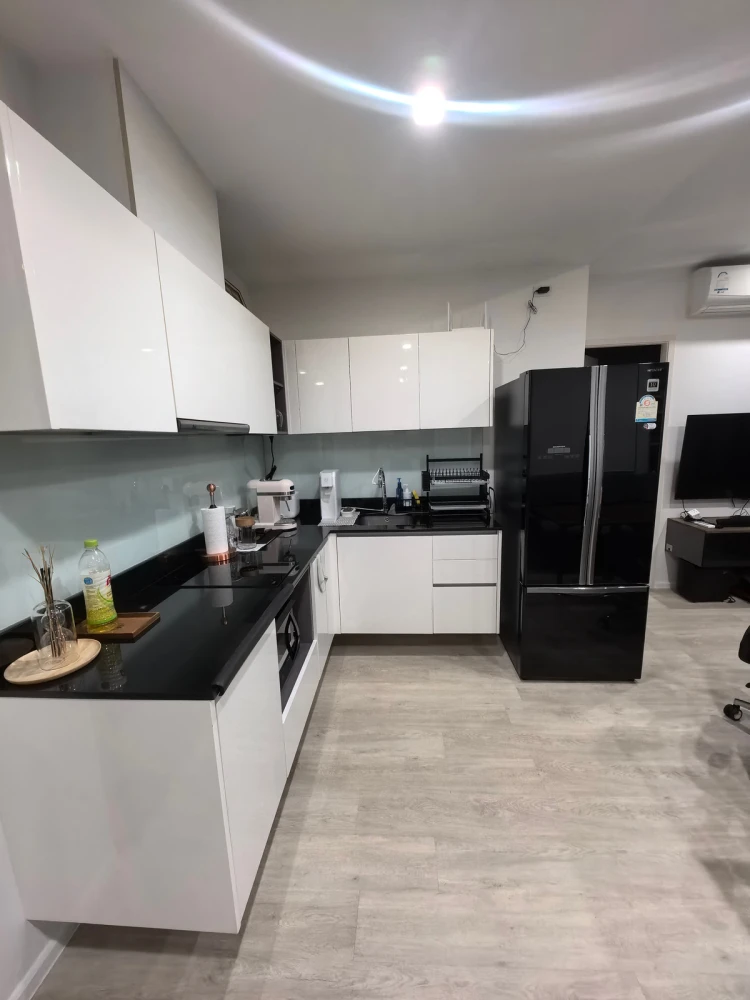 Quinn Ratchada 17, 5th floor, fully furnished condo for rent. Book now! (Hurry!)