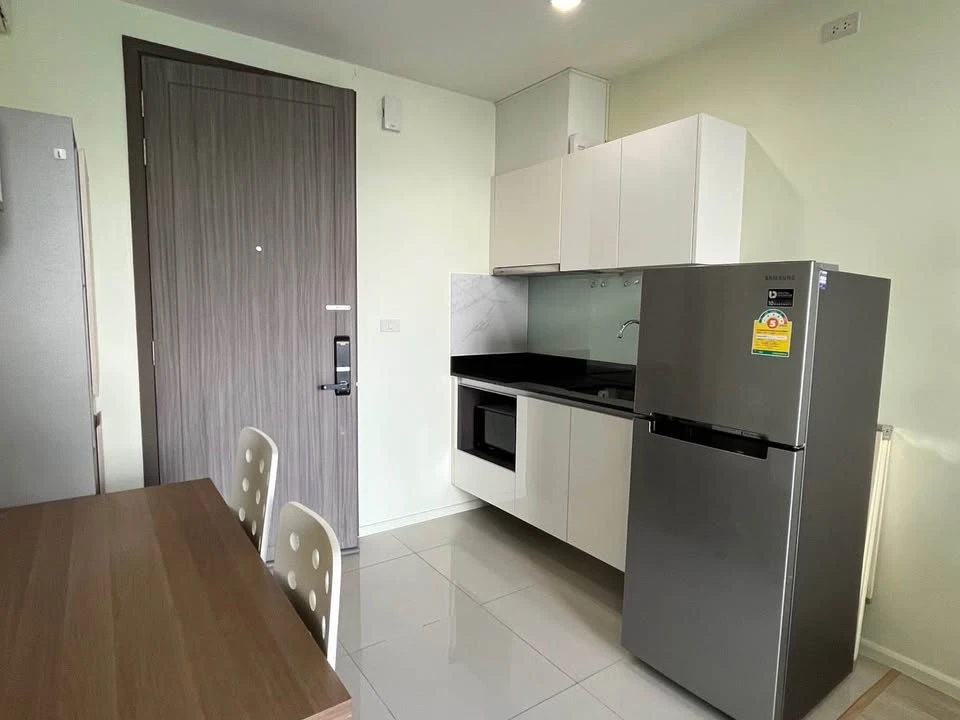 Quinn Ratchada 17 for rent, ready to move in, fully furnished, appliances included, reasonable price, come reserve now before you miss your chance.
