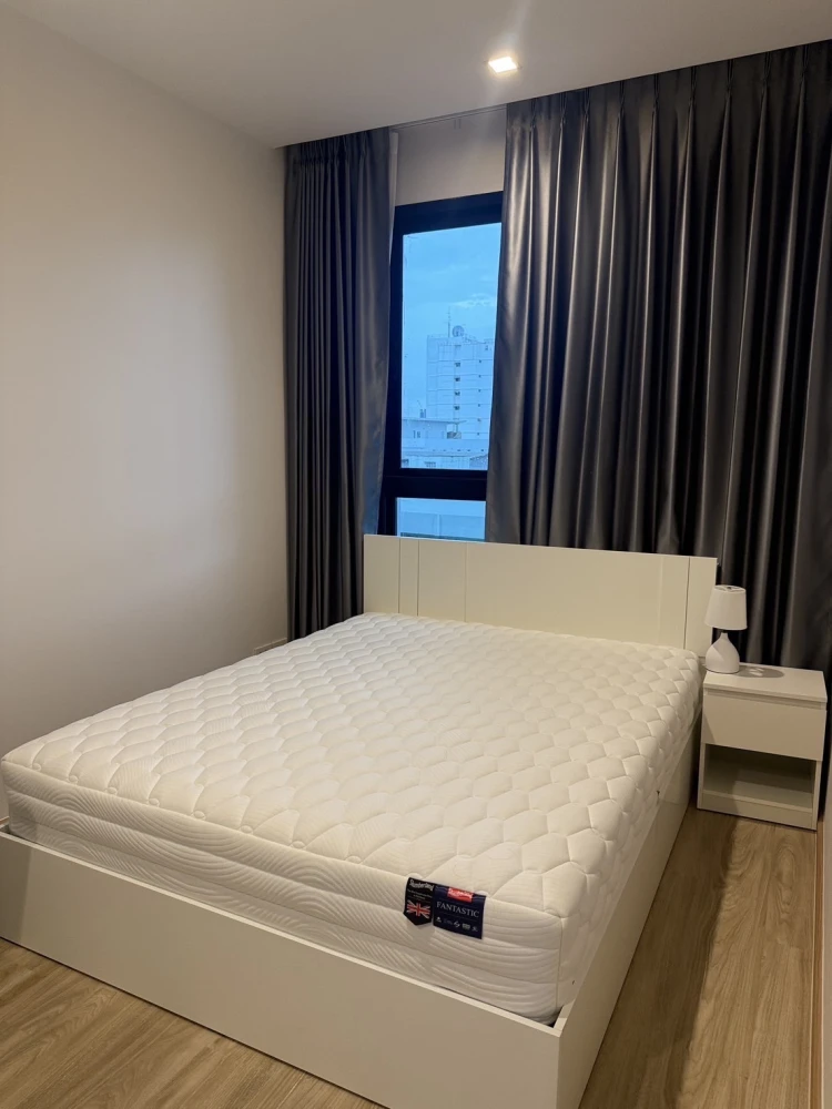 Quinn Ratchada 17 for rent, corner room, not attached to anyone, spacious and comfortable, reserve now.
