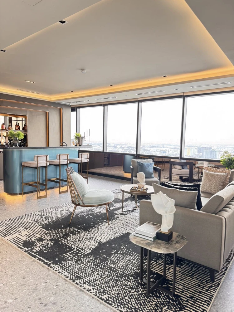 For rent: Quintara MHy'Den Pho Nimit, high floor unit, fully furnished, very livable. Book now!