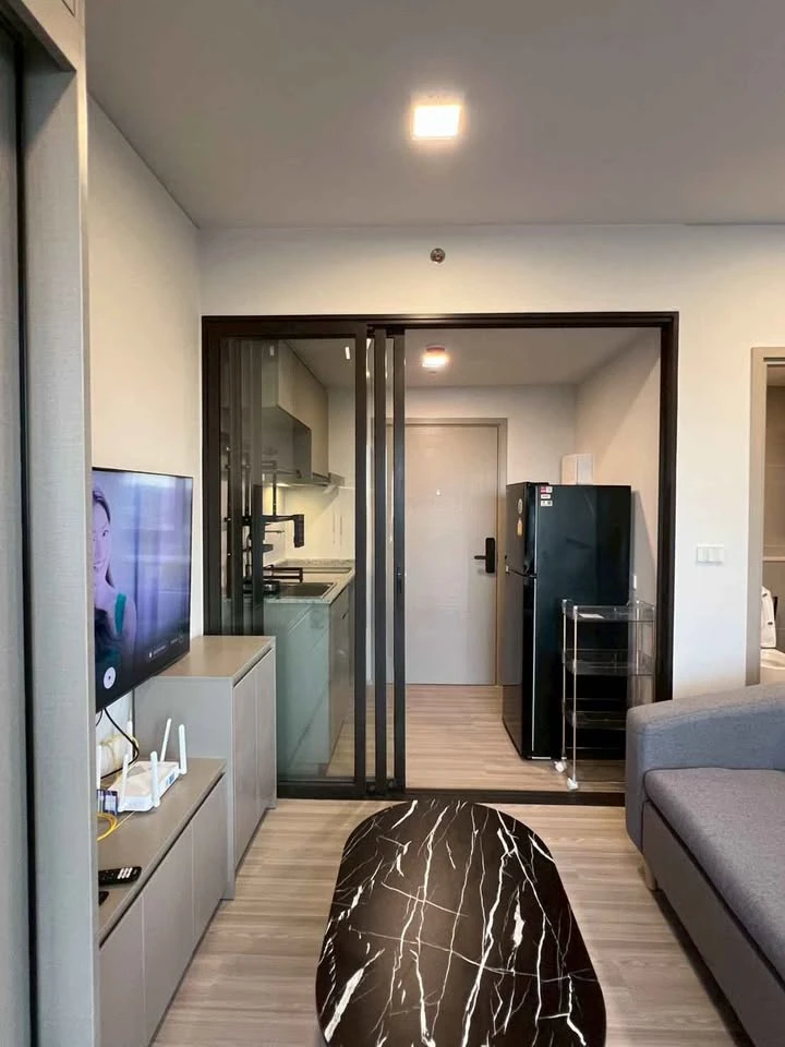 For rent: Quintara MHy’DEN Pho Nimit, studio room, 16th floor. High floor with stunning views at an affordable price. Convenient and fully equipped. B