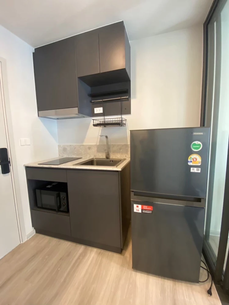 For rent: QUINTARA MHy'GEN RATCHADA - HUAI KHWANG, 5th floor, fully furnished, nice room, reserve now.