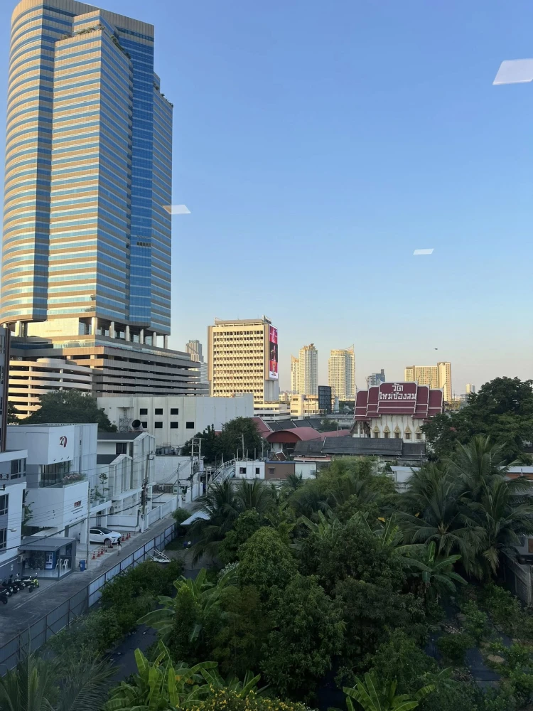 For rent: QUINTARA MHy’ZEN PHROM PHONG. Fully furnished, ready to move in. Book now!