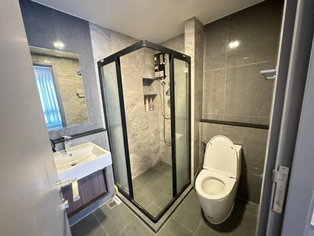 Quintara Phume Sukhumvit 39 for rent, 6th floor, comes with complete furniture and appliances, reserve now.