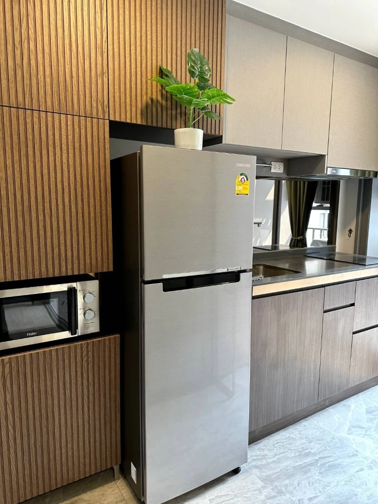 For rent: Quintara Phume Sukhumvit 39, a room decorated simply and luxuriously, looks expensive, good location, fully furnished, hurry and book now!