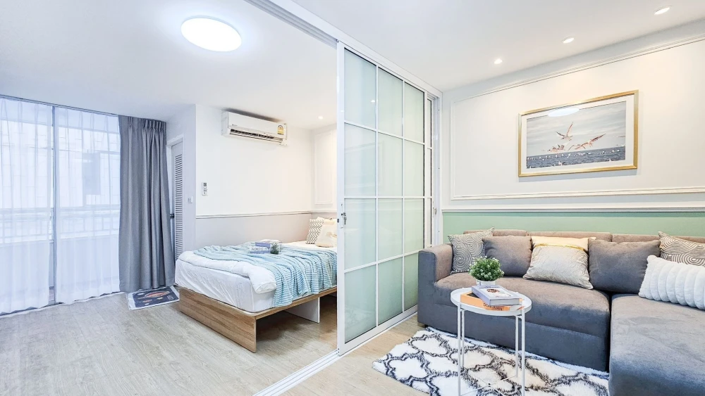 For rent Ratchada City 18 1 bedroom 1 bathroom, fully furnished, good location, book now.