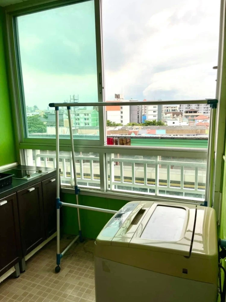 For rent: Ratchada City 18, nice room, 7th floor, fully furnished and equipped with appliances. Reserve now!