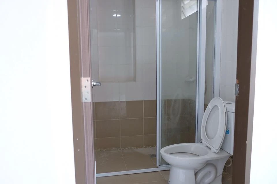 For rent: Ratchada City 18 rooms, ready to move in, spacious, reserve now before it's gone+++
