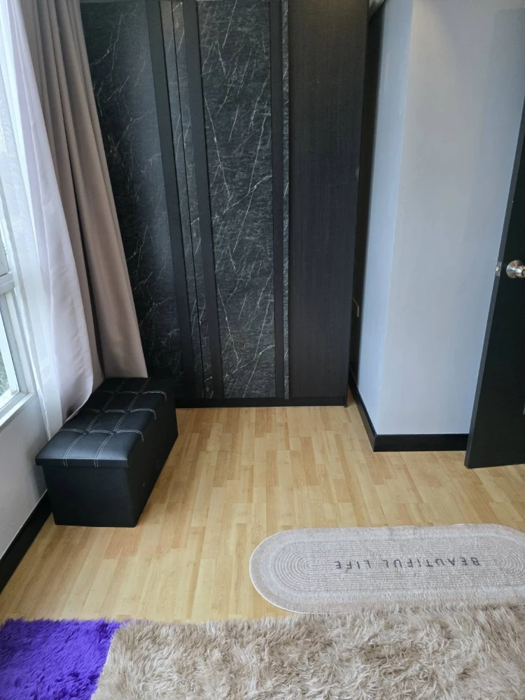 For sale or rent Ratchada City 18, corner room, provides privacy, comes with a lot of usable space, fully furnished, reserve now.