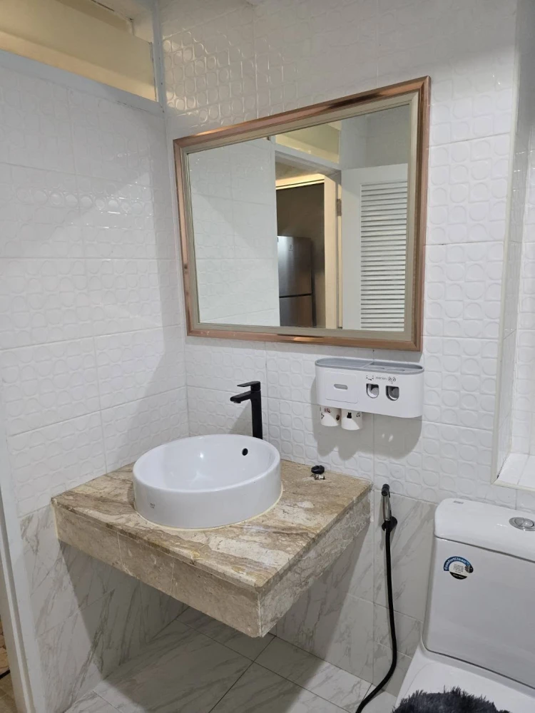 For sale or rent Ratchada City 18, corner room, provides privacy, comes with a lot of usable space, fully furnished, reserve now.
