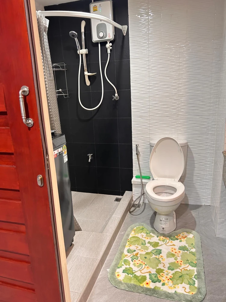 For rent Ratchada Orchid Condo, ready to move in, just drag one suitcase and move in!