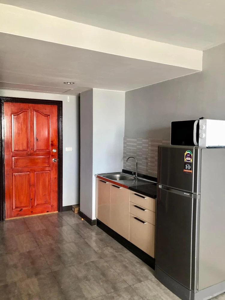 For rent Ratchada Orchid Condo, ready to move in, just drag one suitcase and move in!