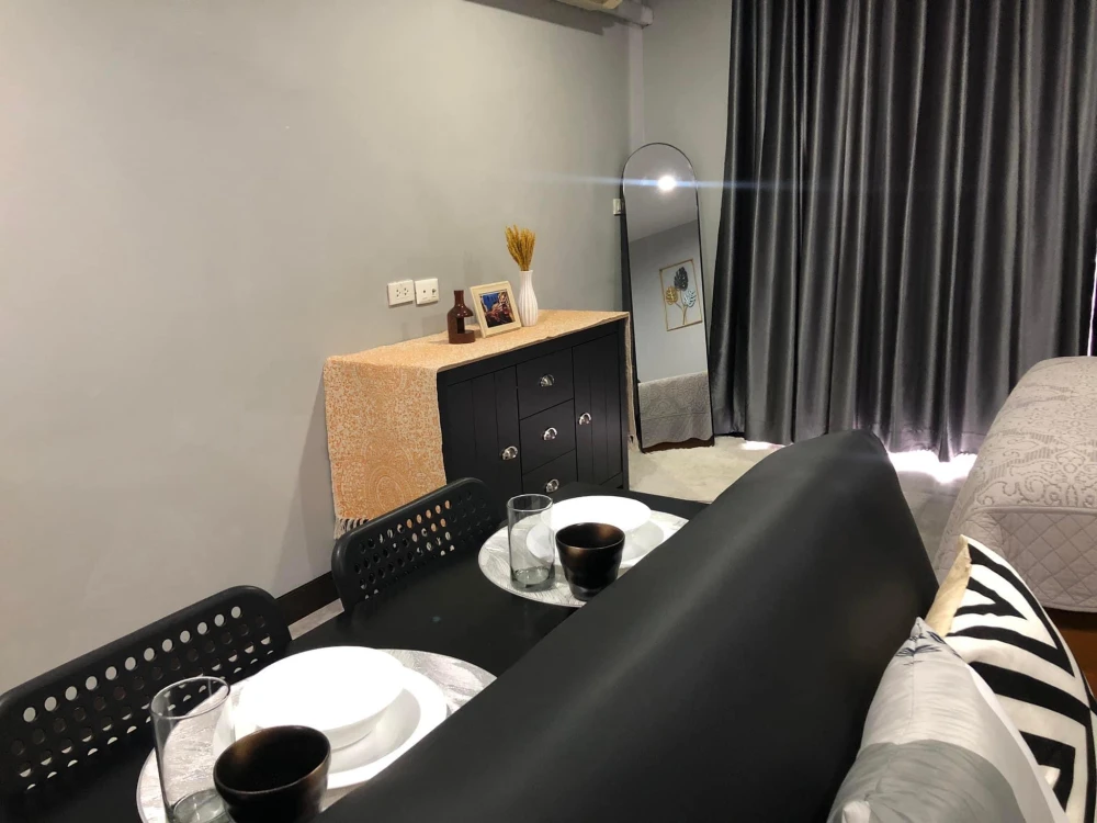 For rent Ratchada Orchid Condo, ready to move in, just drag one suitcase and move in!