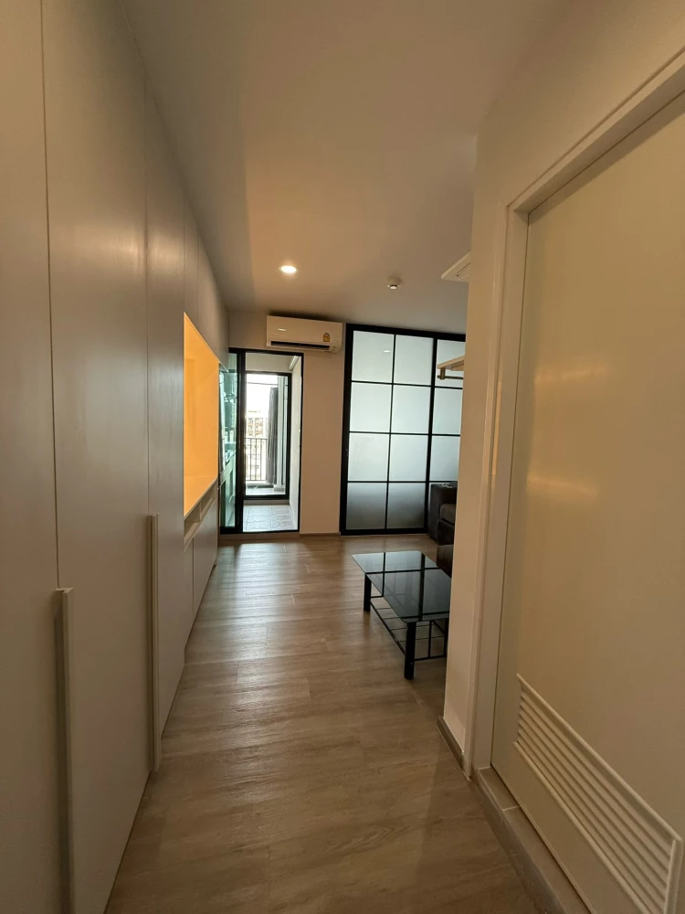 Rooms for rent at REACH Phahonlyothin 52. Ready to move in, fully furnished, spacious and comfortable. Book now!