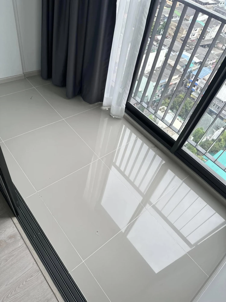 For rent Reference Sathorn - Wongwianyai 1 bedroom plus room, fully furnished, just bring your own stuff and move in.