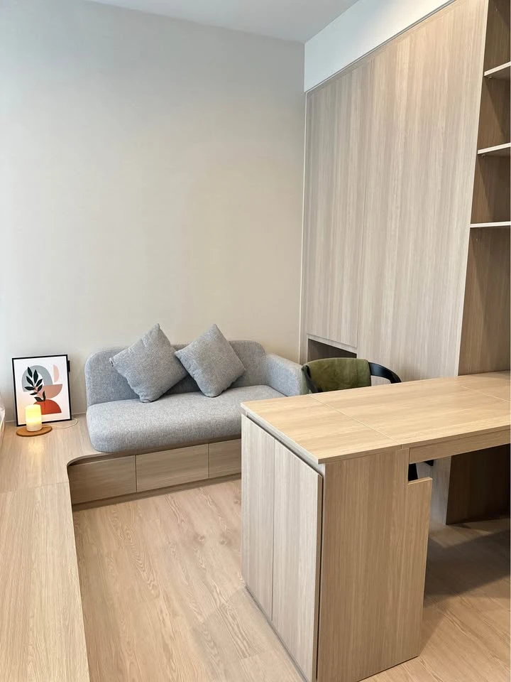 For rent Reference Sathorn - Wongwianyai Studio room, built-in function, fully furnished, ready to move in. Don't miss it or you'll regret it.