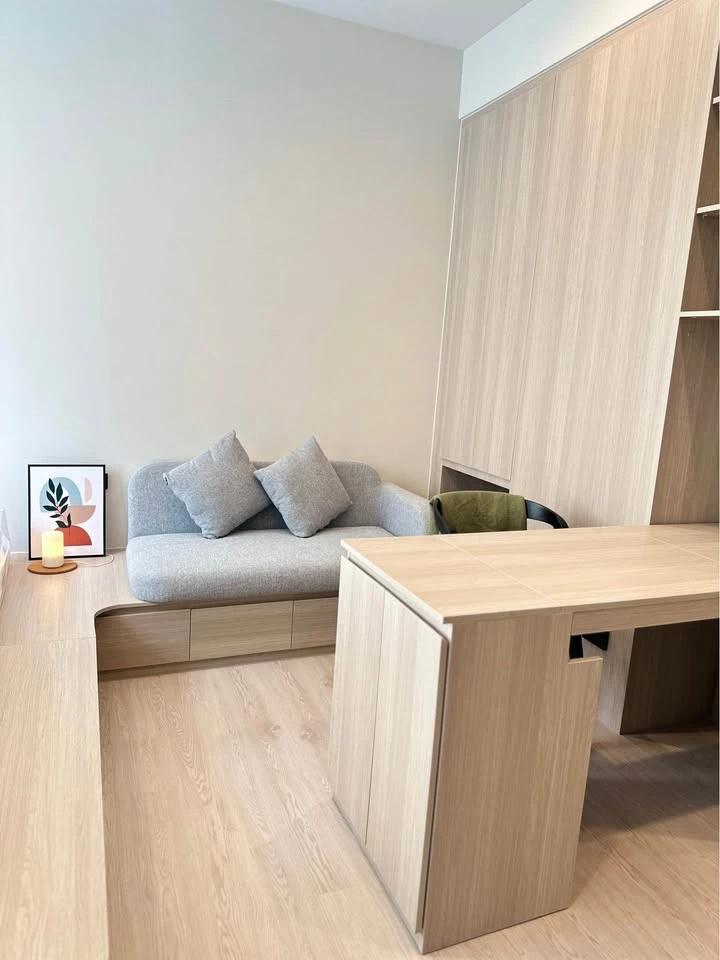 For rent Reference Sathorn - Wongwianyai Studio room, built-in function, fully furnished, ready to move in. Don't miss it or you'll regret it.