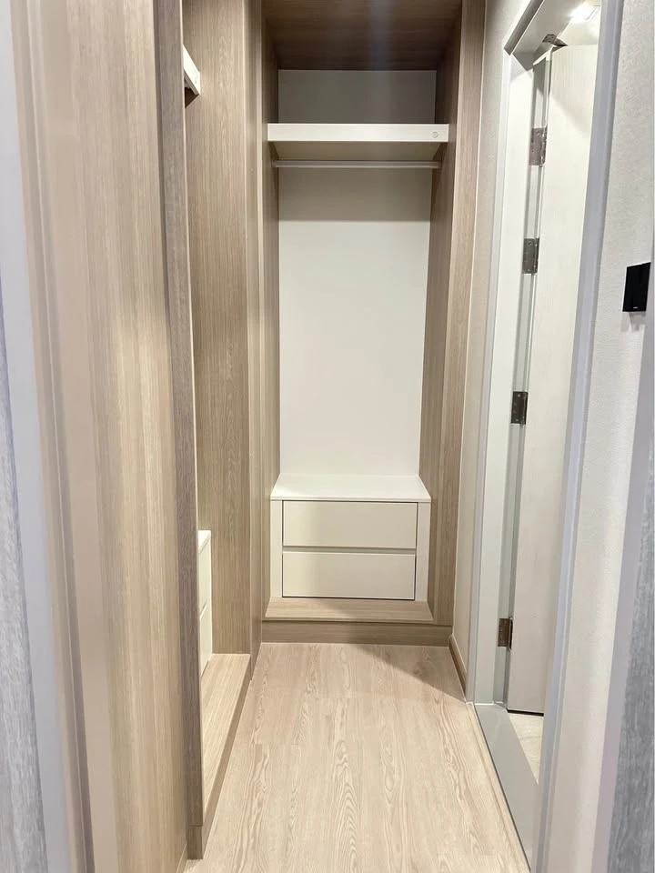 For rent Reference Sathorn - Wongwianyai Studio room, built-in function, fully furnished, ready to move in. Don't miss it or you'll regret it.
