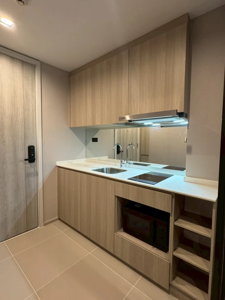 For rent Reference Sathorn-Wongwianyai, 15th floor, river view-Asiatique! Fully furnished, ready to move in.