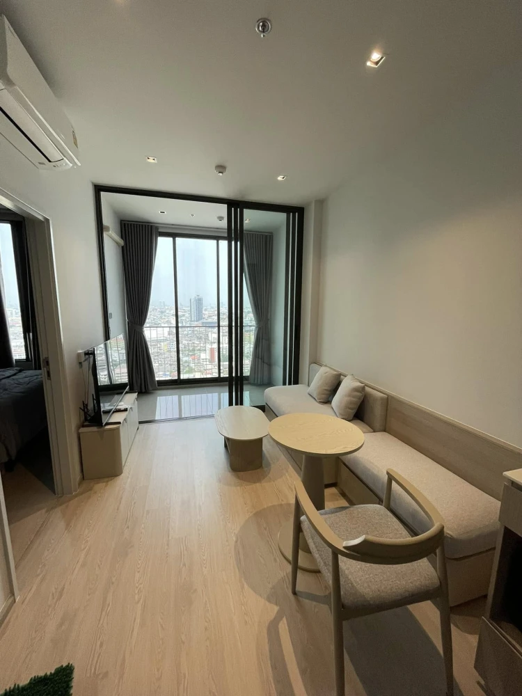For rent Reference Sathorn-Wongwianyai, ready to move in, full facilities, reserve now!