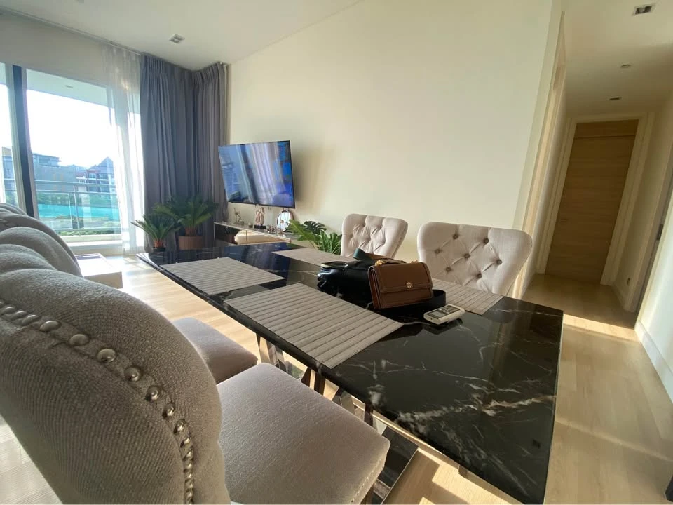 Reflection Jomtien Beach Pattaya for rent, 2 bedrooms, 2 bathrooms, plenty of living space, good location, beautiful view, don't miss it!