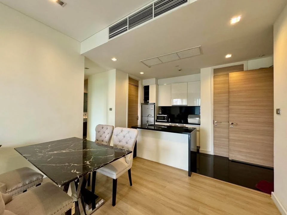 Reflection Jomtien Beach Pattaya for rent, 2 bedrooms, 2 bathrooms, plenty of living space, good location, beautiful view, don't miss it!