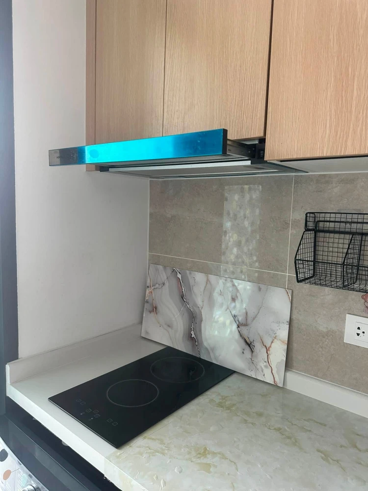 For rent: Regal Srinakarin 40, 2nd floor. Nice, fully furnished unit. Book now! Don't wait!