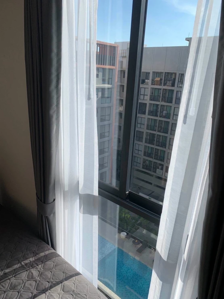 For rent: Regal Srinakarin 40, 8th floor, pool view. Fully furnished and ready to move in—book now, don’t miss out!