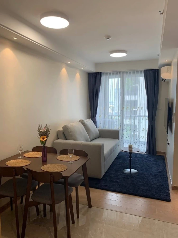 For rent: Regal Sathorn Narathiwat, with stunning Chao Phraya River and Bhumibol Bridge views, fully furnished with luxury furniture. Don't miss this