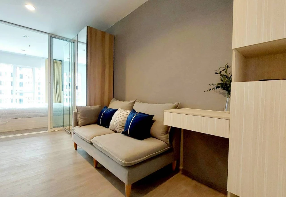 For rent: Regent Bangna apartment. Fully furnished with appliances. Great value! Don't miss out!