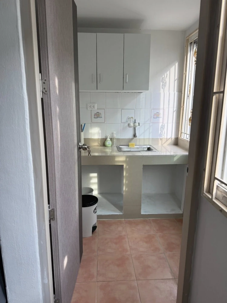 For rent: Regent Home 1 Phaholyothin 67, ready to move in, affordable price, reserve now, don't miss out!