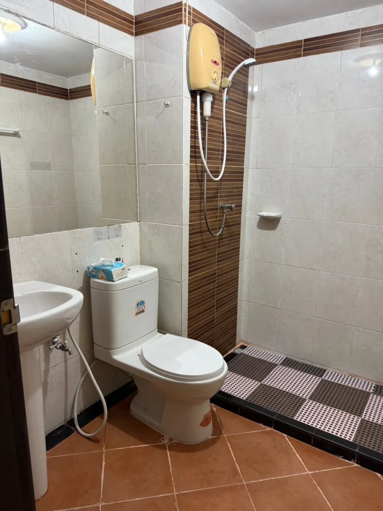 For rent: Regent Home 1 Phaholyothin 67, ready to move in, affordable price, reserve now, don't miss out!