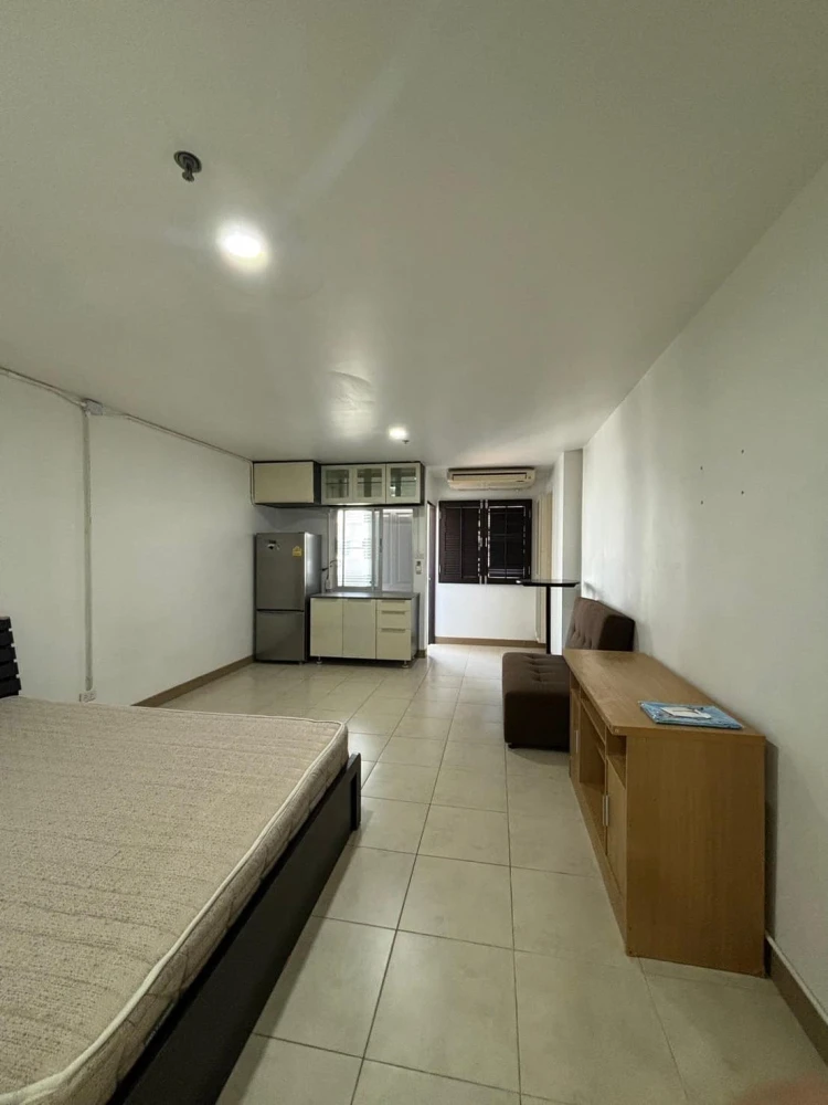 ให้เช่า Regent Home 1 Phaholyothin 67 ห้องพร้อมอยู่ เฟอร์พร้อม จองเลย ราคาสบายกระเป๋า