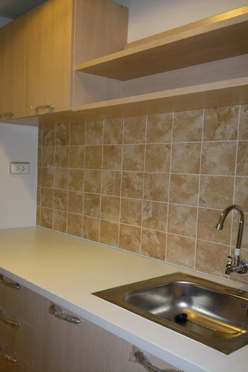 For rent: Regent Home 10 Chaengwattana, spacious room, comes with usable space, good price, come and reserve now.
