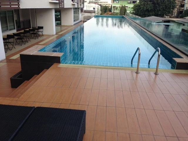 For rent: Regent Home 10 Chaengwattana, spacious room, comes with usable space, good price, come and reserve now.