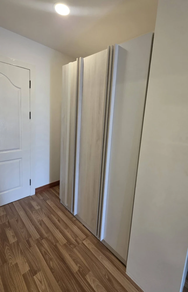 For rent: Regent Home 10 Chaengwattana, 7th floor unit. Beautifully decorated and fully furnished. Don't miss this great opportunity!