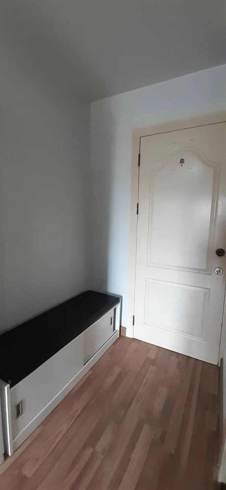 For rent: Regent Home 10 Chaengwattana. Ready-to-move-in unit at an affordable price. Book now!
