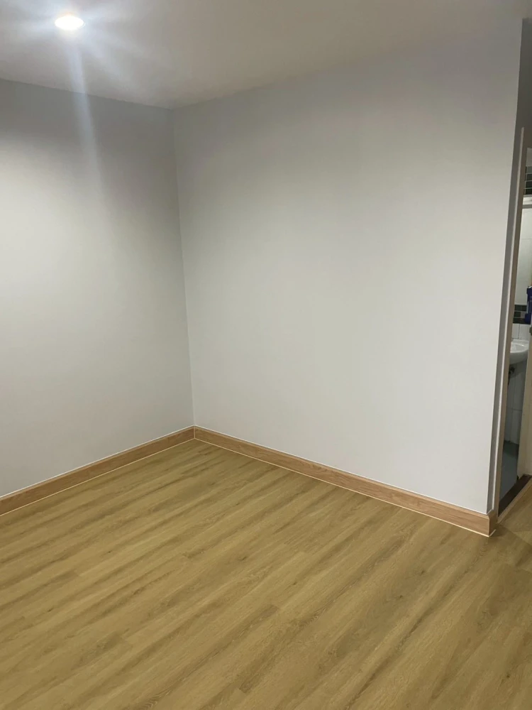 For rent: Regent Home 10 Chaengwattana, studio room, 4th floor, good location, fully furnished, reserve now.